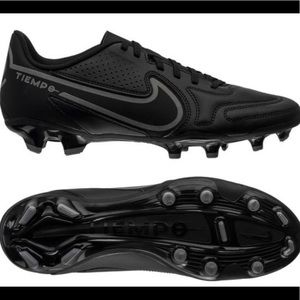 Nike Cleats Tiempo